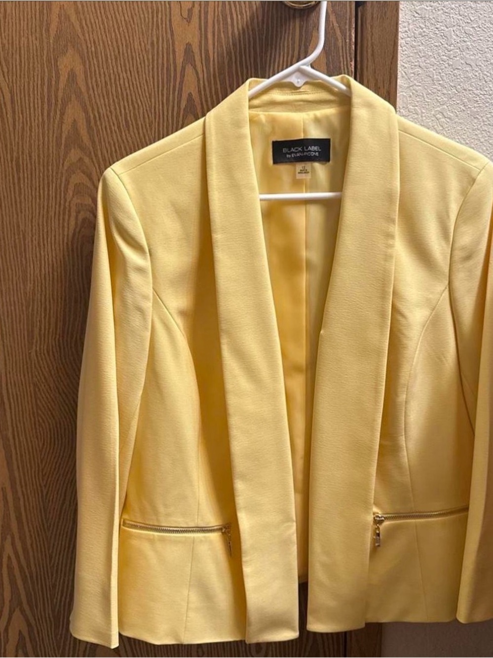 Black Label by Evan Picone Lemon Yellow Shawl-Collar Blazer